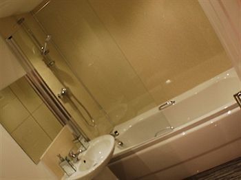 Glasgow Central Clock Tower Boutique Suites And Bistro Extérieur photo